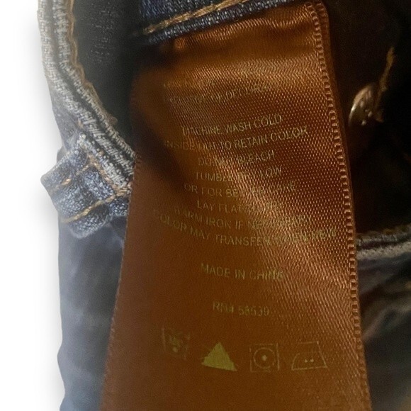 Kut from the Kloth | Womens Boyfriend Fit Medium Wash Jeans | Size 4 - Picture 9 of 9